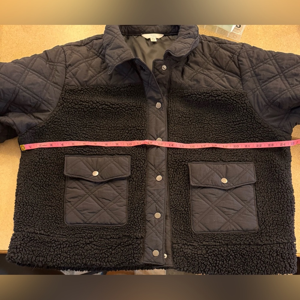 Time and Tru Black Quilted Jacket - Picture 6 of 7